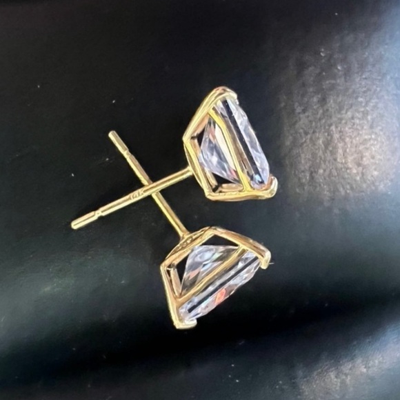 New! Princess Cut Diamond Studs set in Solid 14K Gold. Brand new 4 prong setting - Picture 6 of 15